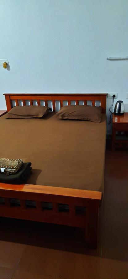 Poovar Sea View Rooms And Boating Family & Couple Only Dış mekan fotoğraf