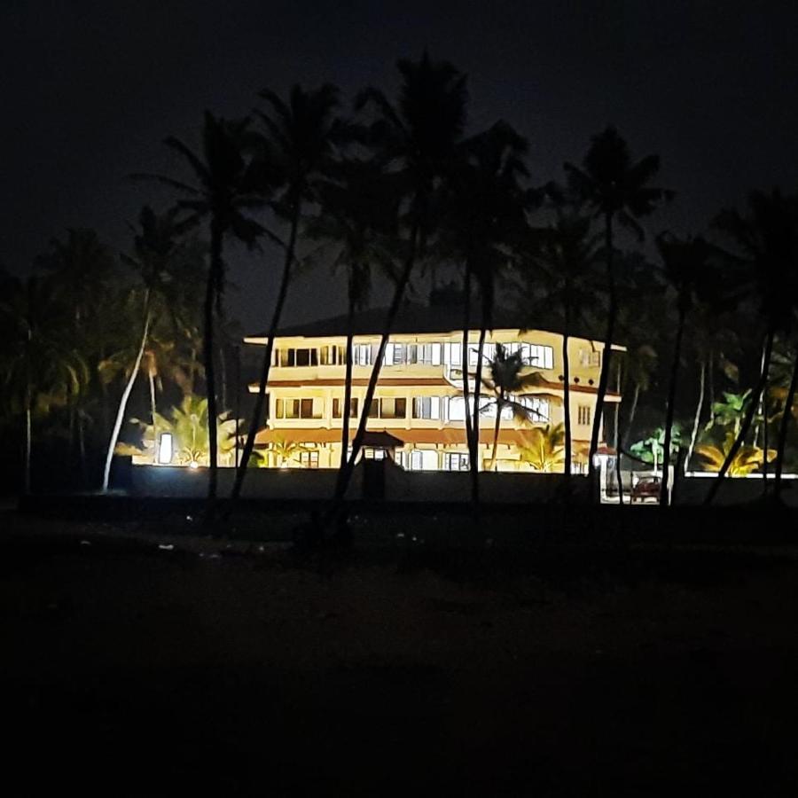 Poovar Sea View Rooms And Boating Family & Couple Only Dış mekan fotoğraf