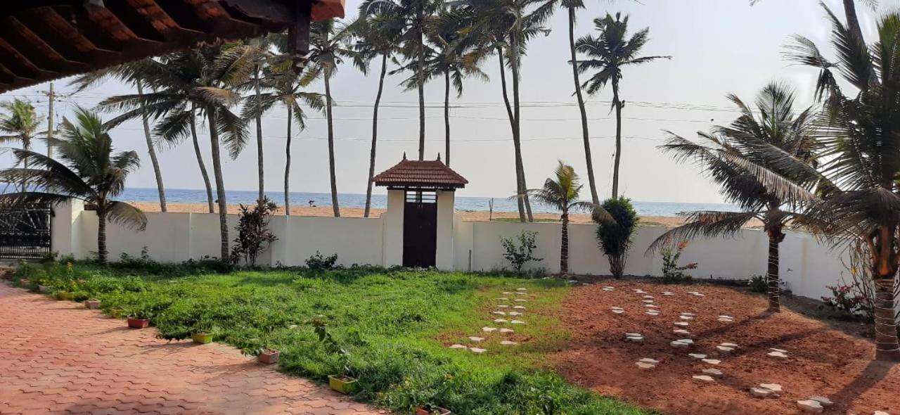 Poovar Sea View Rooms And Boating Family & Couple Only Dış mekan fotoğraf